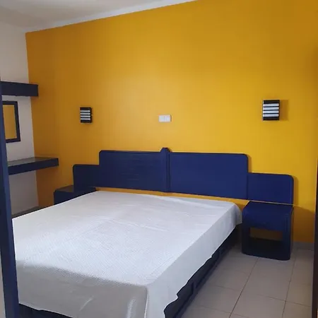 Apartamento 823 Club Praia Da Rocha !!! * Portimão